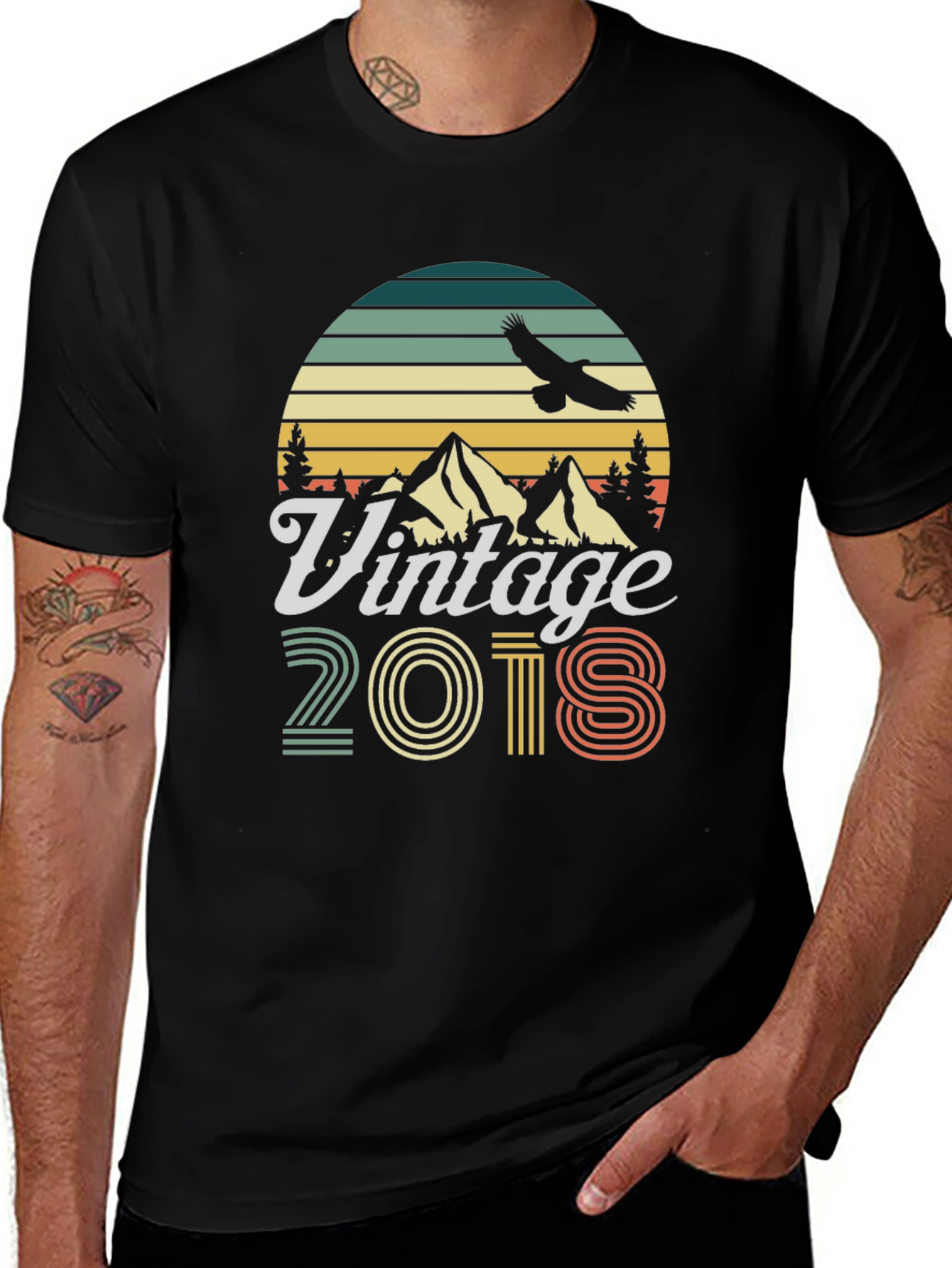 Vintage 2018 Graphic T-Shirt Retro Style