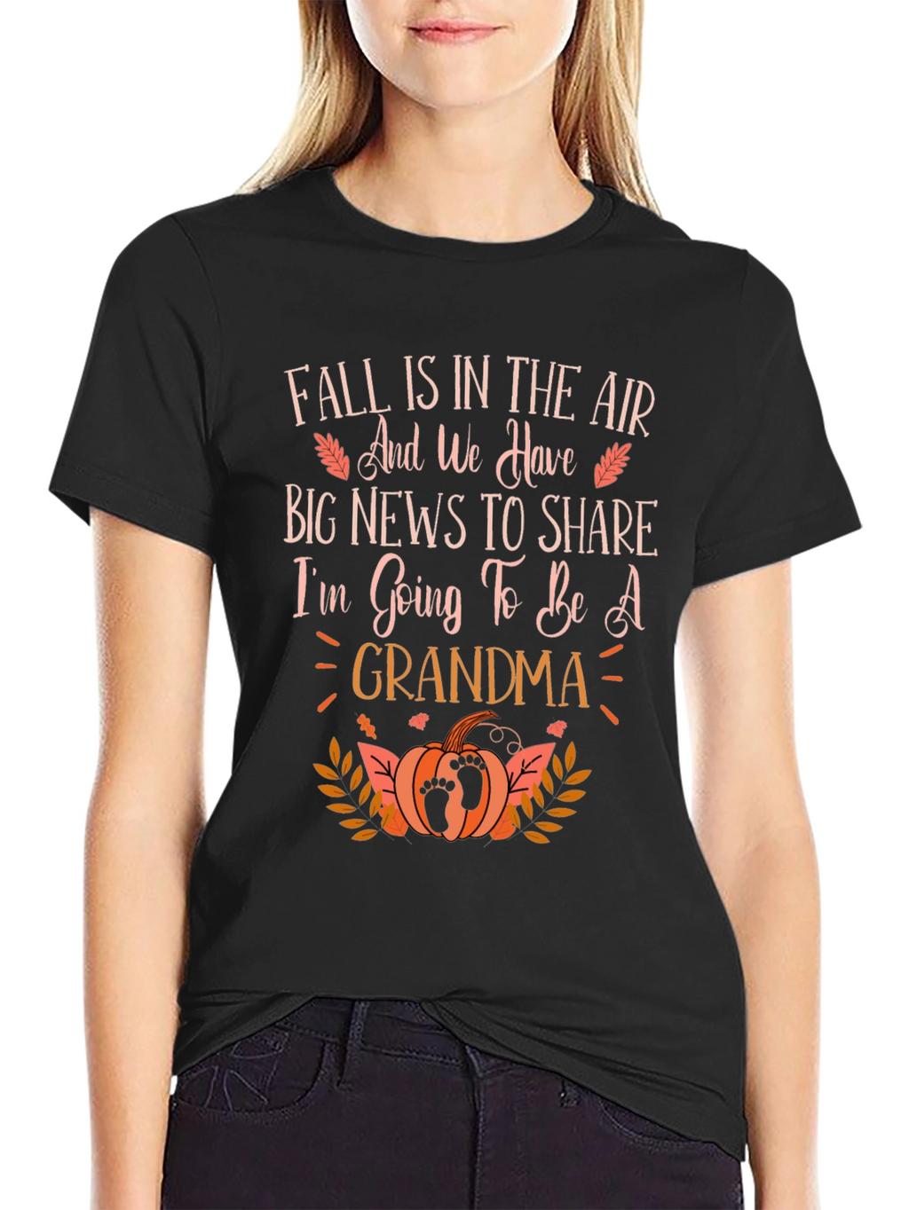 Fall Pregnancy Announcement T-Shirt - Grandma To Be