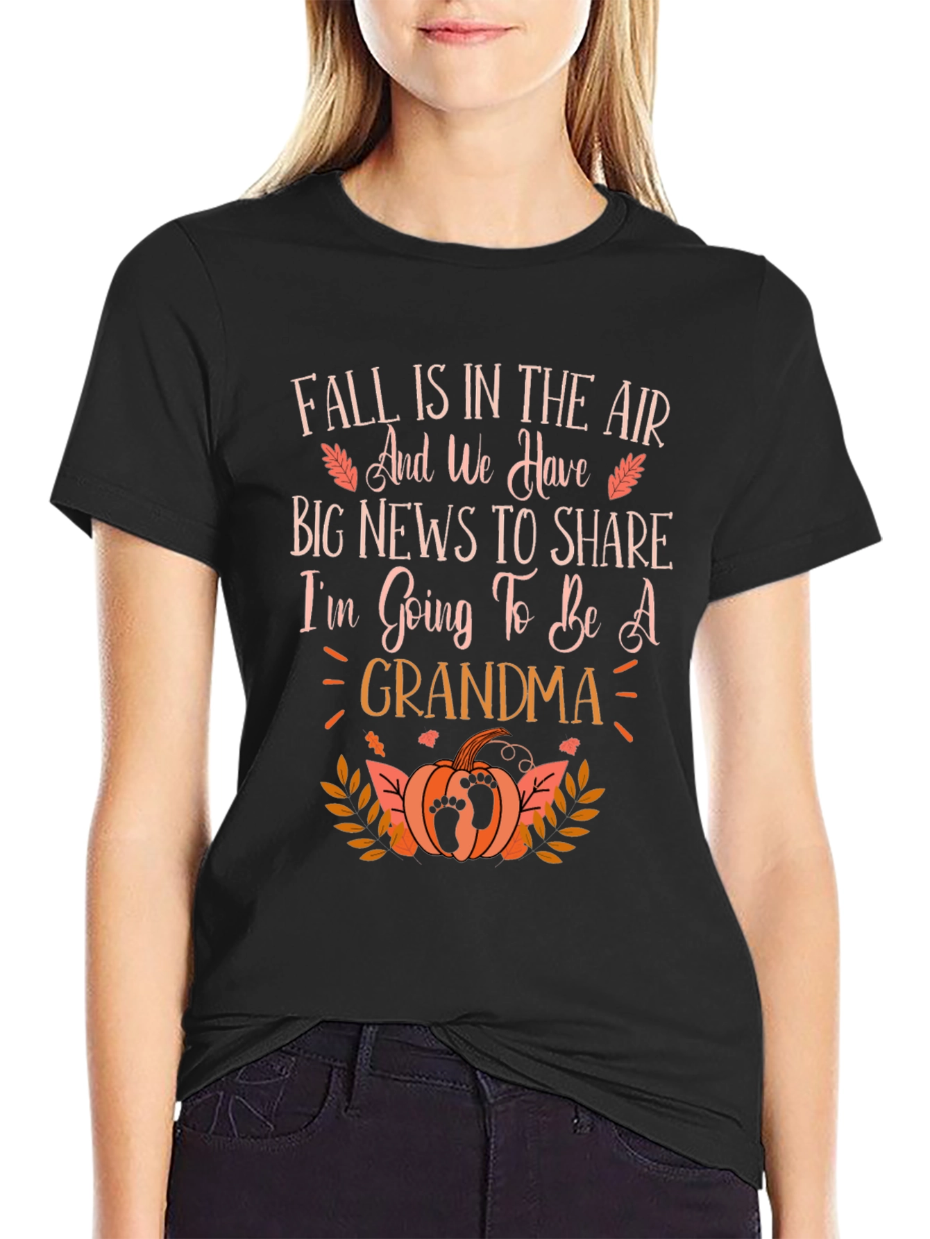 Fall Pregnancy Announcement T-Shirt - Grandma To Be