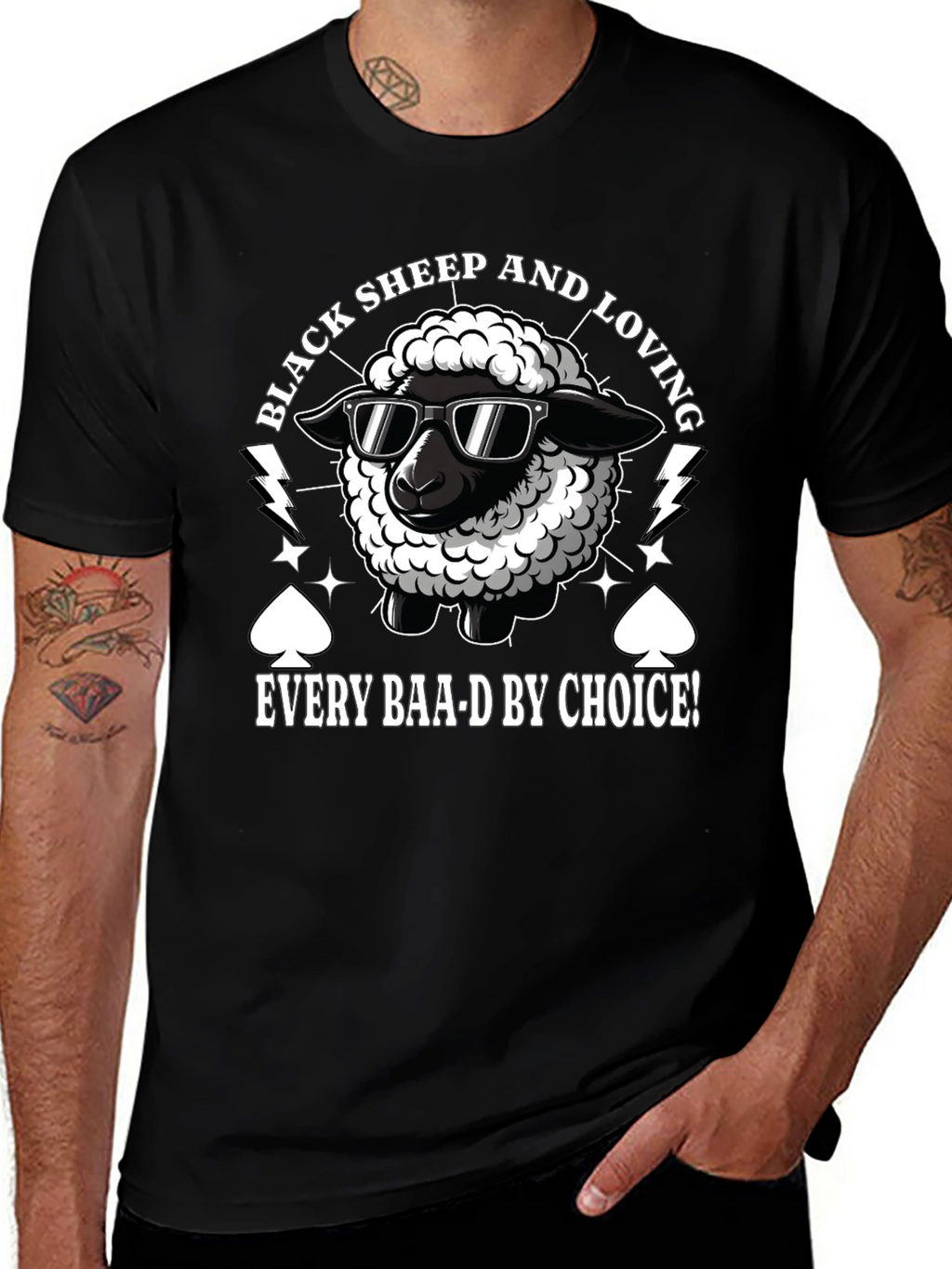 Black Sheep Loving Funny Graphic T-Shirt
