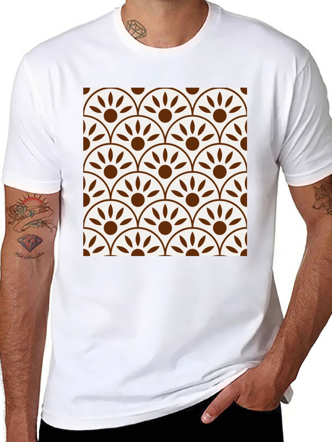 Stylish Black Tee with Retro Fan Pattern Design