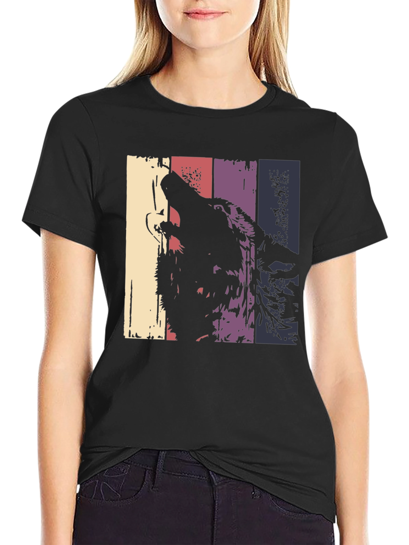 Vintage Wolf Graphic Tee - Retro Style T-Shirt