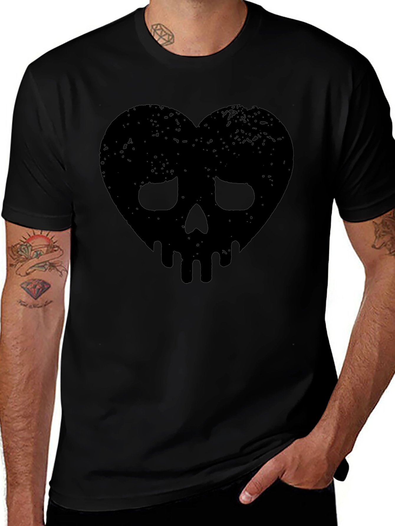 Edgy Heart Skull Graphic Tee - Black Cotton Blend