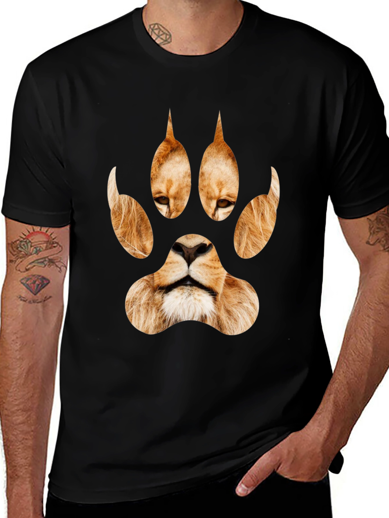 Lion Paw Print Graphic Tee - Black
