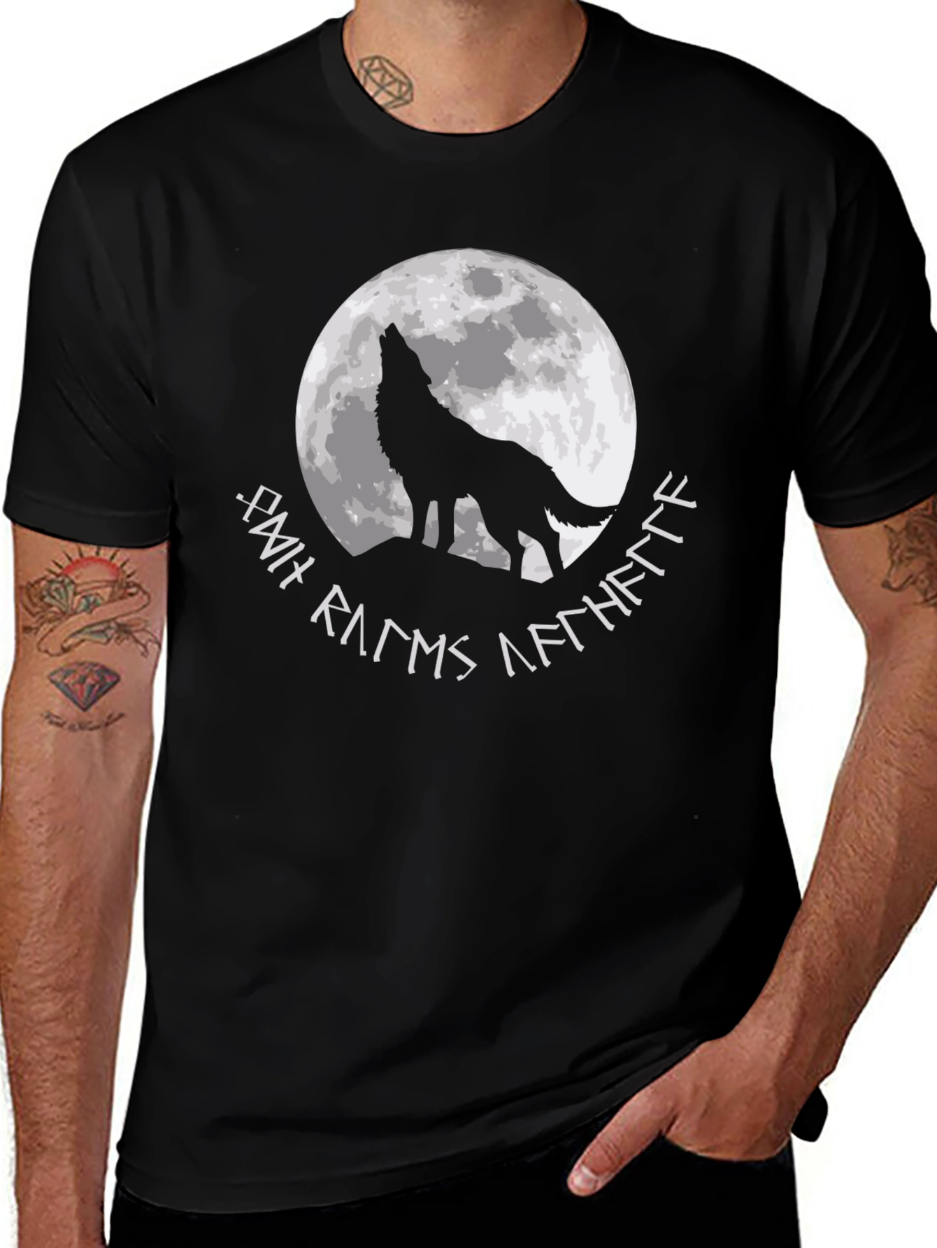 Wolf Howling at Moon Graphic Tee