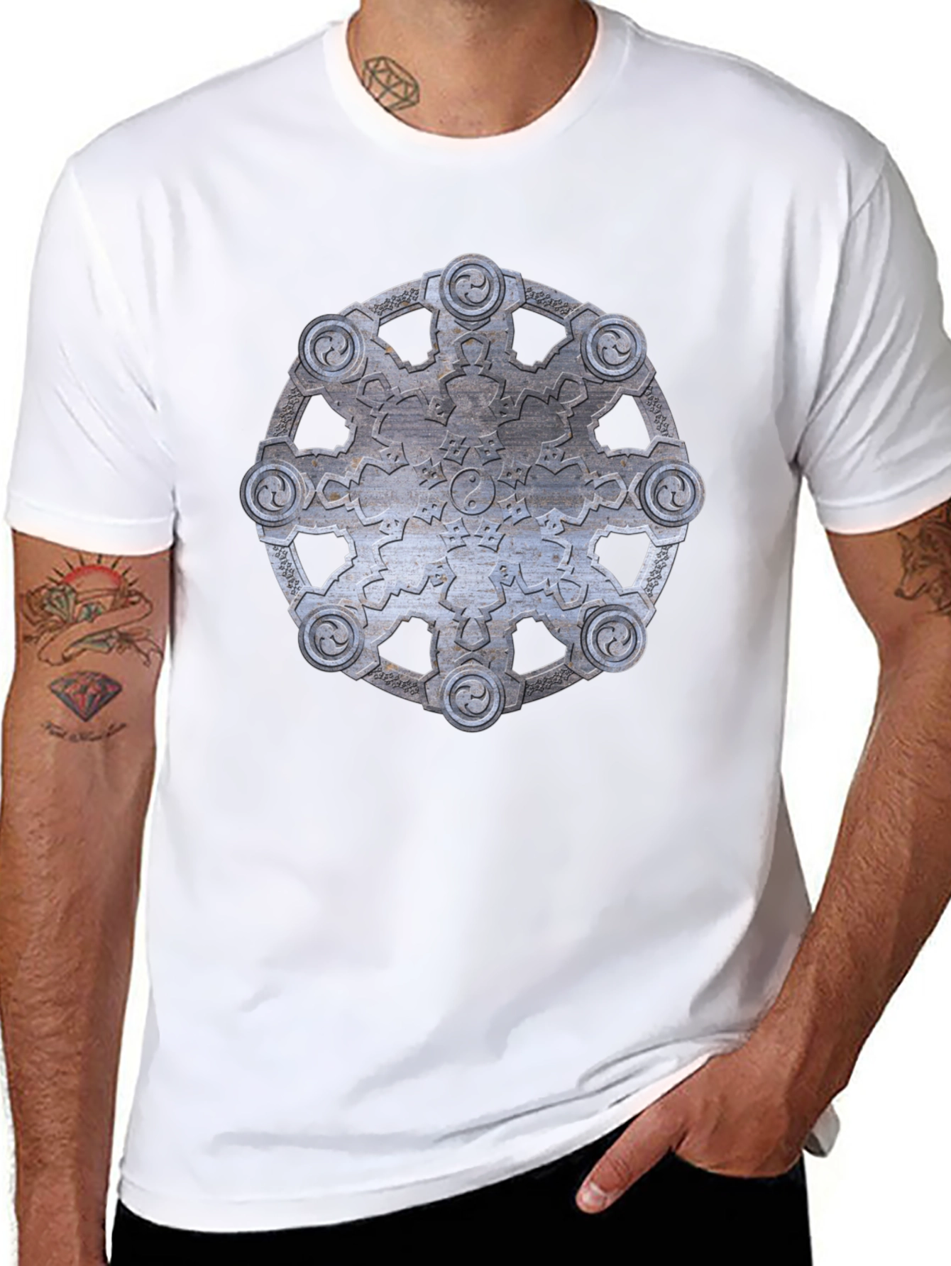 Abstract Metallic Wheel Design Black T-Shirt