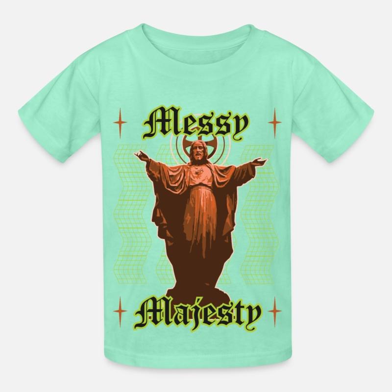 Messy Majesty Streetwear Style