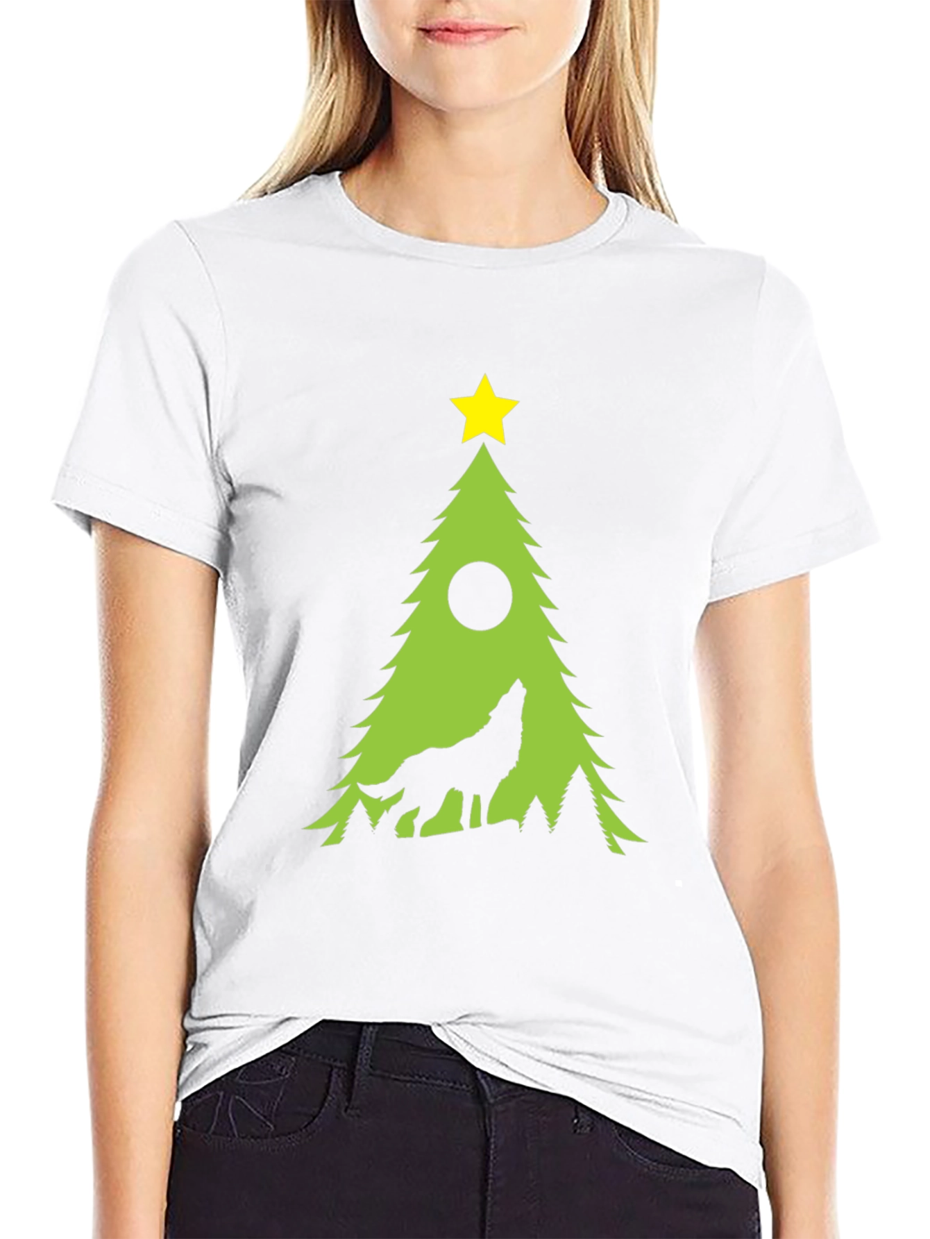 Wolf Howling Christmas Tree Black T-Shirt