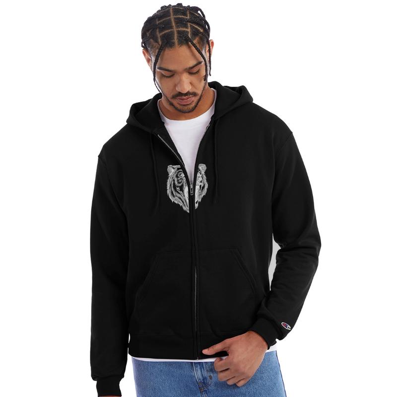 Wild Evil Bear Head With Sharp Teeth